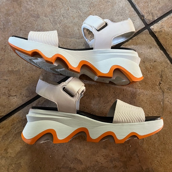 Sorel Shoes - Sorel kinetic impact y-strap sandals wedge 6.5